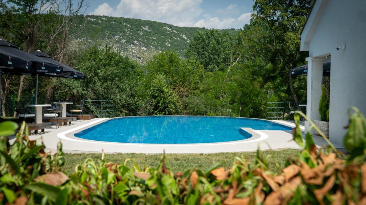 Seosko Domacinstvo Jovanovic Danilovgrad Exteriör bild